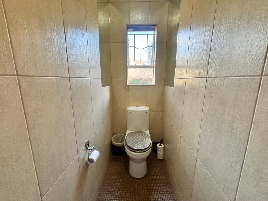 4 Bedroom Property for Sale in Baillie Park North West